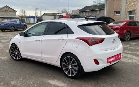 Hyundai i30 II рестайлинг, 2012 год, 1 100 000 рублей, 4 фотография