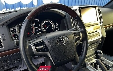 Toyota Land Cruiser 200, 2017 год, 8 250 000 рублей, 7 фотография