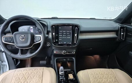 Volvo XC40 I, 2021 год, 3 500 000 рублей, 7 фотография