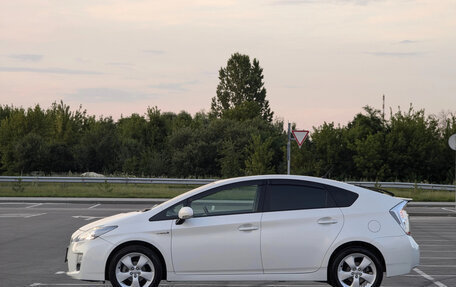 Toyota Prius, 2011 год, 1 025 000 рублей, 8 фотография