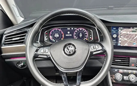 Volkswagen Jetta VII, 2021 год, 1 550 000 рублей, 6 фотография