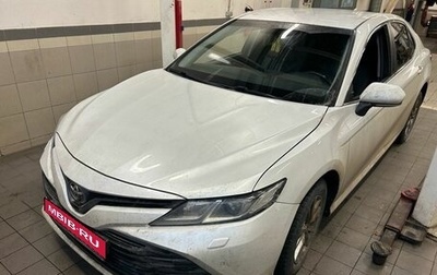 Toyota Camry, 2018 год, 2 547 000 рублей, 1 фотография