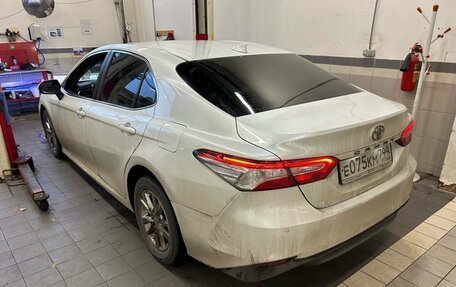 Toyota Camry, 2018 год, 2 547 000 рублей, 6 фотография