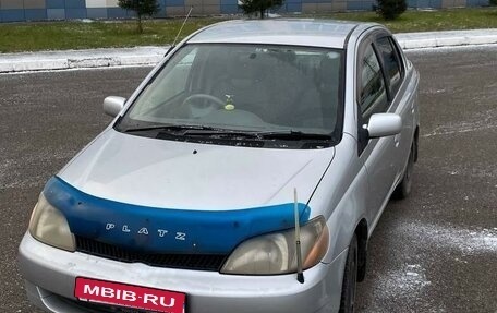 Toyota Platz, 2001 год, 530 000 рублей, 1 фотография