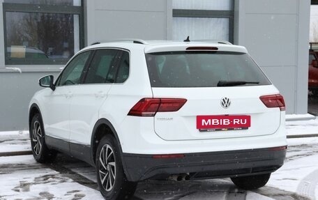 Volkswagen Tiguan II, 2018 год, 2 499 000 рублей, 7 фотография