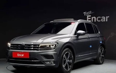 Volkswagen Tiguan II, 2021 год, 2 900 000 рублей, 1 фотография