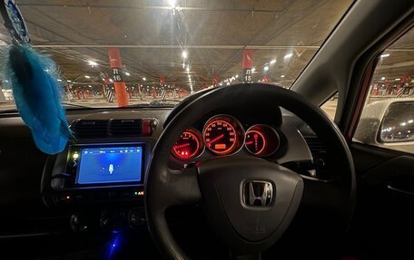 Honda Fit III, 2002 год, 420 000 рублей, 11 фотография