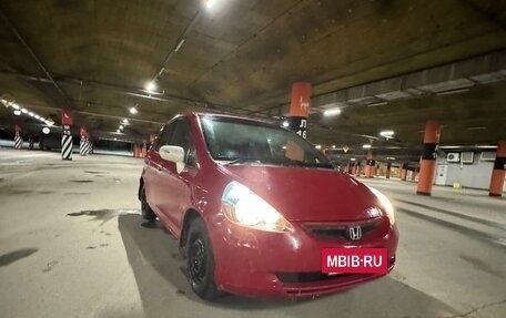 Honda Fit III, 2002 год, 420 000 рублей, 2 фотография