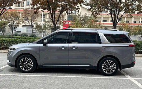 KIA Carnival, 2021 год, 3 820 000 рублей, 7 фотография