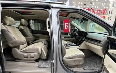 KIA Carnival, 2021 год, 3 820 000 рублей, 21 фотография