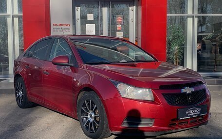 Chevrolet Cruze II, 2010 год, 500 000 рублей, 2 фотография