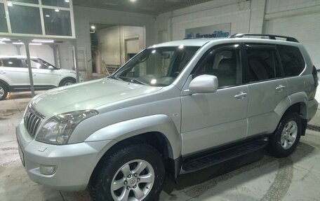 Toyota Land Cruiser Prado 120 рестайлинг, 2008 год, 2 950 000 рублей, 10 фотография