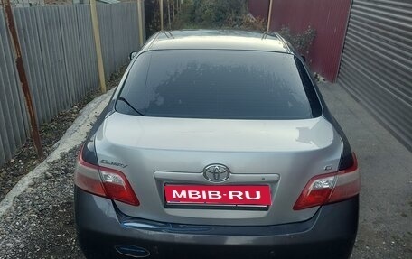 Toyota Camry, 2008 год, 850 000 рублей, 4 фотография