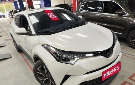 Toyota C-HR I рестайлинг, 2021 год, 1 850 000 рублей, 2 фотография