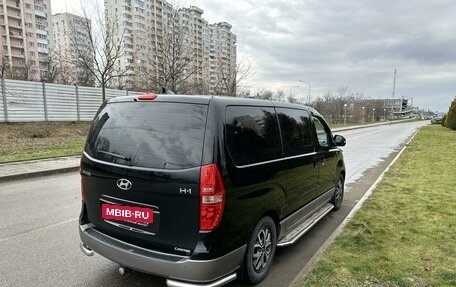 Hyundai H-1 II рестайлинг, 2020 год, 3 600 000 рублей, 5 фотография