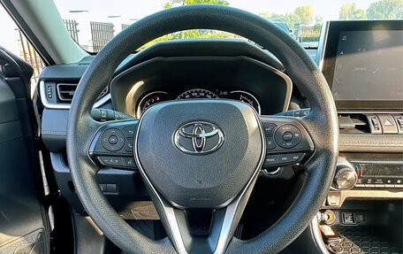 Toyota RAV4, 2021 год, 2 900 016 рублей, 8 фотография