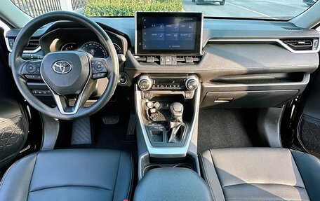 Toyota RAV4, 2021 год, 2 900 016 рублей, 7 фотография