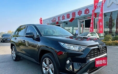 Toyota RAV4, 2021 год, 2 900 016 рублей, 3 фотография