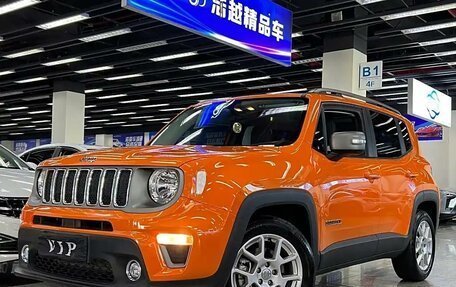 Jeep Renegade I рестайлинг, 2021 год, 1 620 000 рублей, 3 фотография