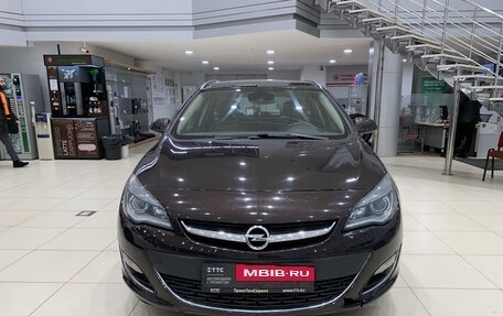 Opel Astra J, 2013 год, 950 000 рублей, 6 фотография