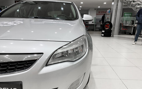 Opel Astra J, 2011 год, 650 000 рублей, 21 фотография