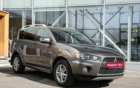 Mitsubishi Outlander III рестайлинг 3, 2009 год, 1 299 000 рублей, 3 фотография