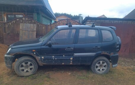 Chevrolet Niva I рестайлинг, 2006 год, 150 000 рублей, 2 фотография