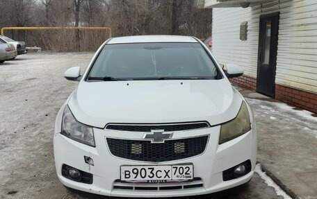 Chevrolet Cruze II, 2012 год, 700 000 рублей, 1 фотография