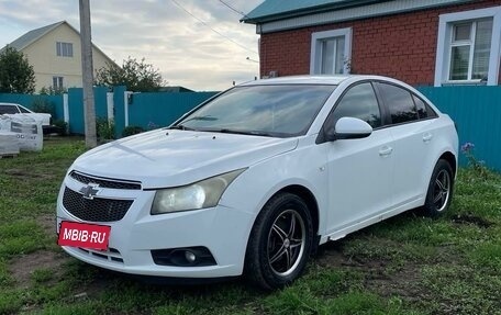 Chevrolet Cruze II, 2012 год, 700 000 рублей, 2 фотография