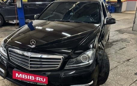 Mercedes-Benz C-Класс, 2012 год, 1 850 000 рублей, 2 фотография