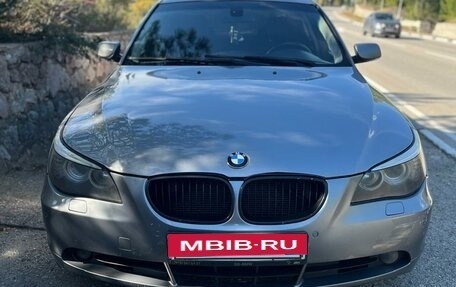 BMW 5 серия, 2003 год, 1 300 000 рублей, 3 фотография