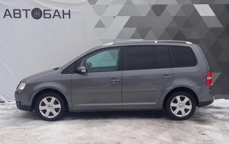 Volkswagen Touran III, 2005 год, 579 000 рублей, 5 фотография