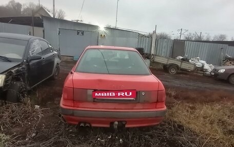 Audi 80, 1993 год, 260 000 рублей, 4 фотография