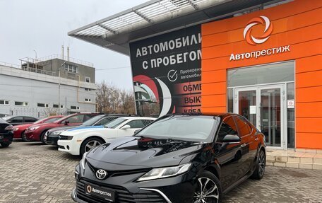 Toyota Camry, 2018 год, 2 150 000 рублей, 3 фотография