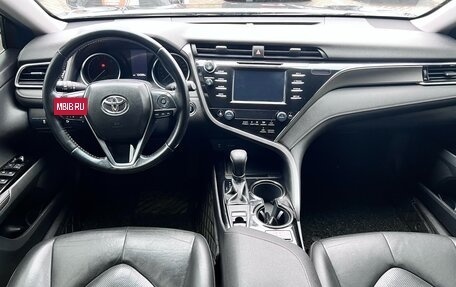 Toyota Camry, 2018 год, 2 150 000 рублей, 12 фотография