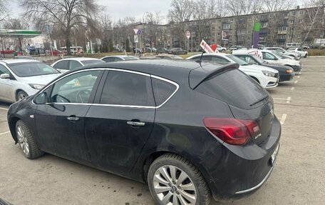 Opel Astra J, 2013 год, 880 000 рублей, 3 фотография