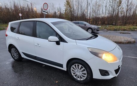 Renault Scenic III, 2010 год, 850 000 рублей, 2 фотография