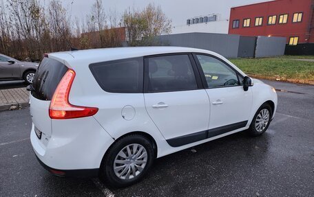 Renault Scenic III, 2010 год, 850 000 рублей, 4 фотография