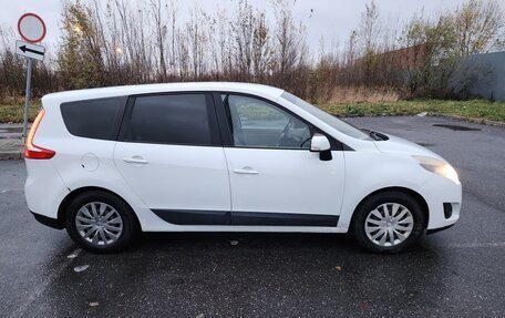 Renault Scenic III, 2010 год, 850 000 рублей, 5 фотография