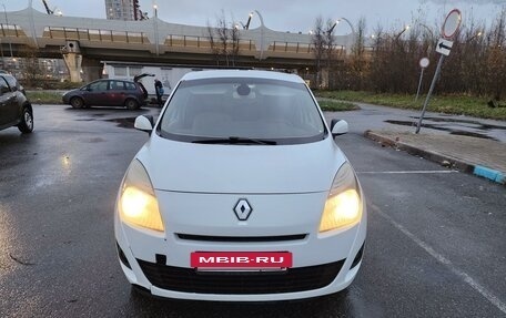 Renault Scenic III, 2010 год, 850 000 рублей, 3 фотография