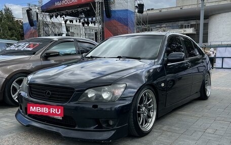 Lexus IS II рестайлинг 2, 1999 год, 870 000 рублей, 5 фотография