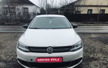 Volkswagen Jetta VI, 2013 год, 999 999 рублей, 8 фотография