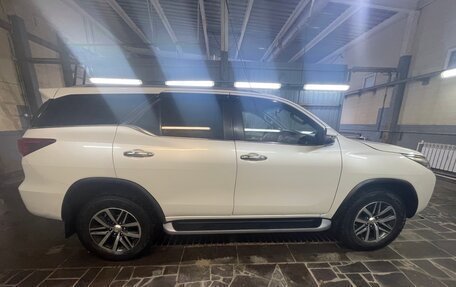 Toyota Fortuner II, 2018 год, 3 550 000 рублей, 3 фотография