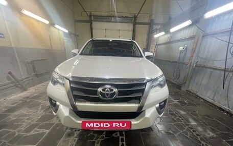 Toyota Fortuner II, 2018 год, 3 550 000 рублей, 8 фотография