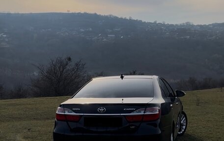 Toyota Camry, 2015 год, 2 200 000 рублей, 2 фотография