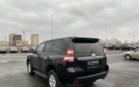 Toyota Land Cruiser Prado 150 рестайлинг 2, 2014 год, 3 293 600 рублей, 8 фотография