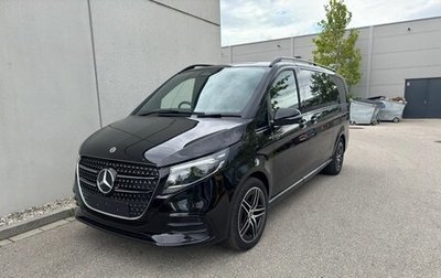 Mercedes-Benz V-Класс, 2024 год, 15 300 000 рублей, 1 фотография