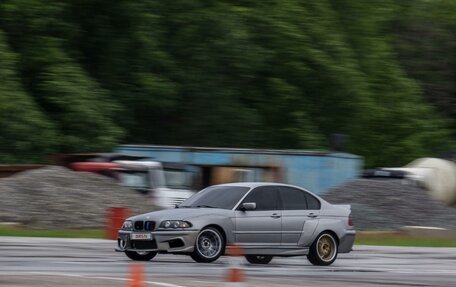 BMW 3 серия, 2001 год, 1 499 000 рублей, 16 фотография