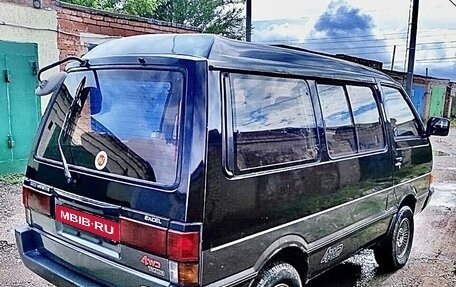 Nissan Vanette II, 1990 год, 299 999 рублей, 2 фотография