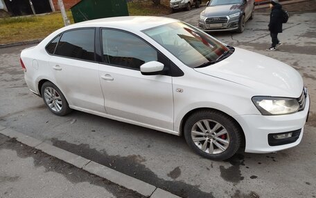 Volkswagen Polo VI (EU Market), 2013 год, 765 000 рублей, 3 фотография